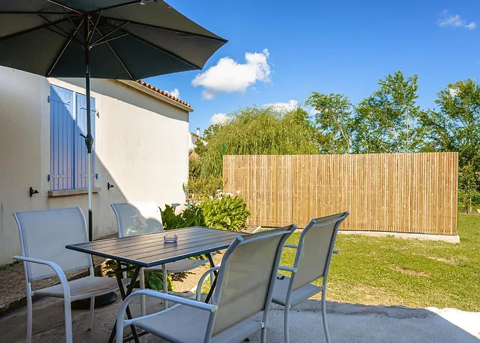 Entre Campagne Et Océan *