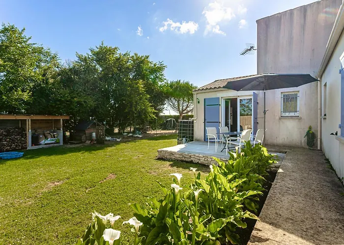 Entre Campagne Et Océan *